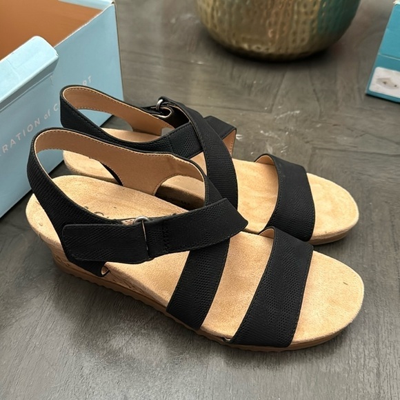 LifeStride Women's Sincere Wedge Sandal - Picture 5 of 7